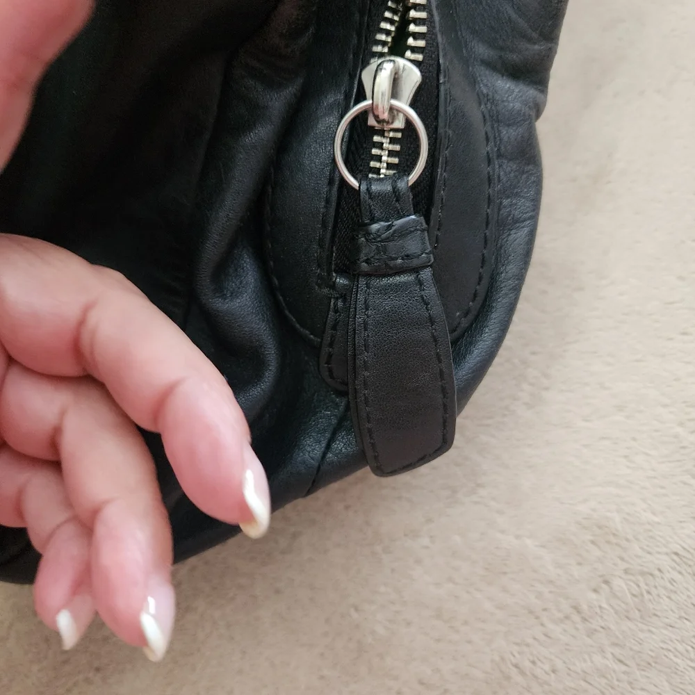 Coach black Very Sofft Leather Shoulder Bag.